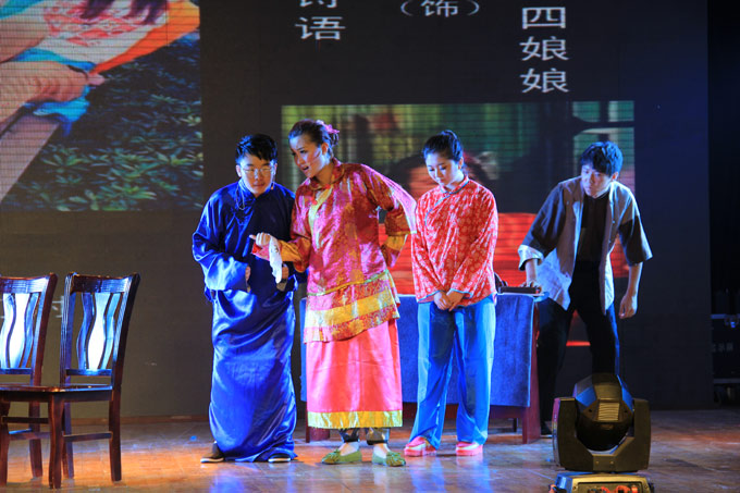 话剧茶馆 162FBF9F11505FFD660B19C84BD_69AB61FF_1830C.jpg